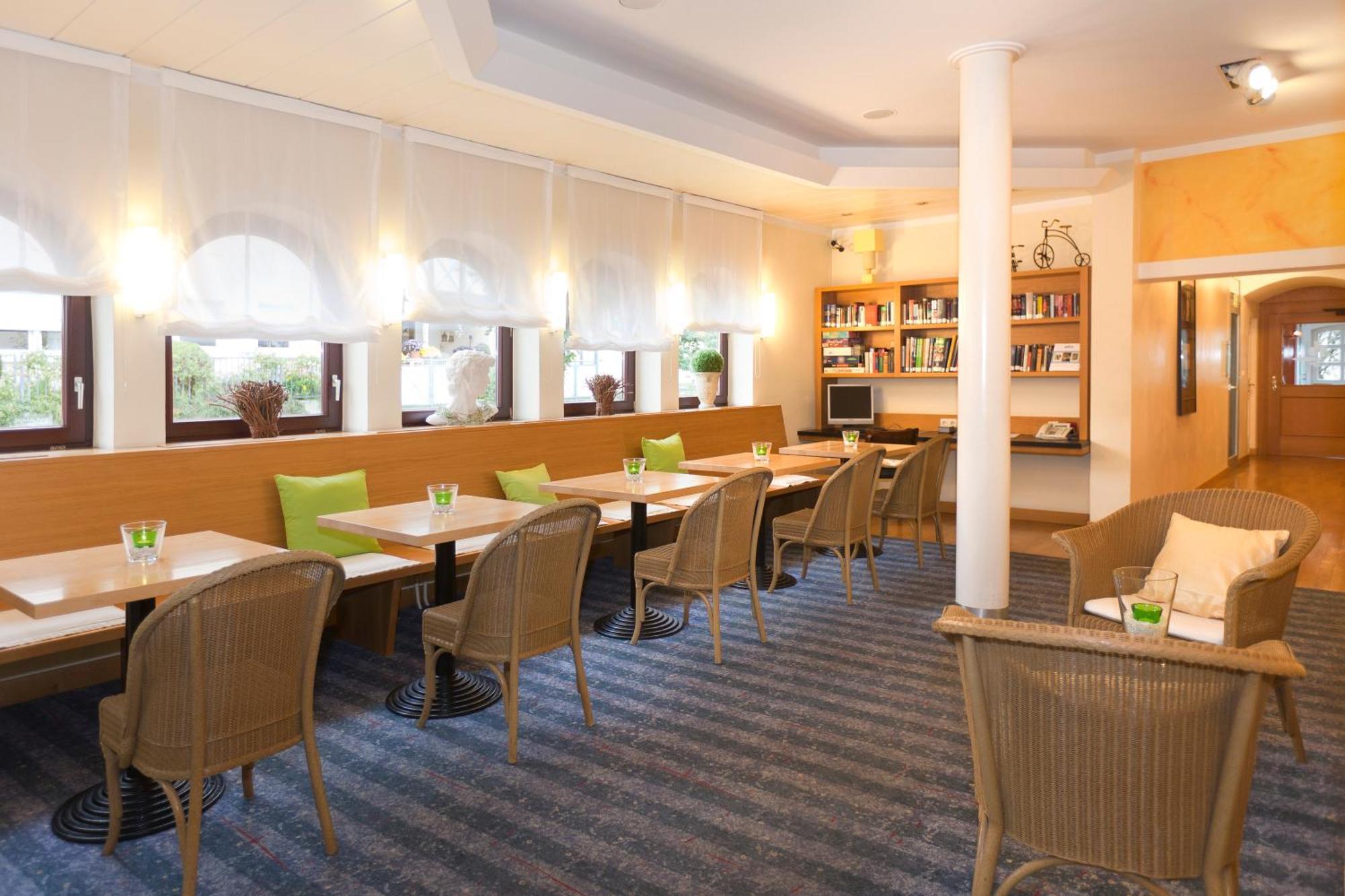 Kress Hotel Bad Soden-Salmuenster Ngoại thất bức ảnh