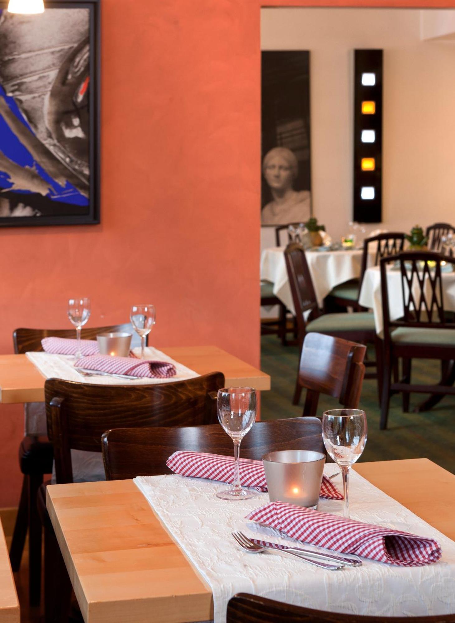 Kress Hotel Bad Soden-Salmuenster Ngoại thất bức ảnh